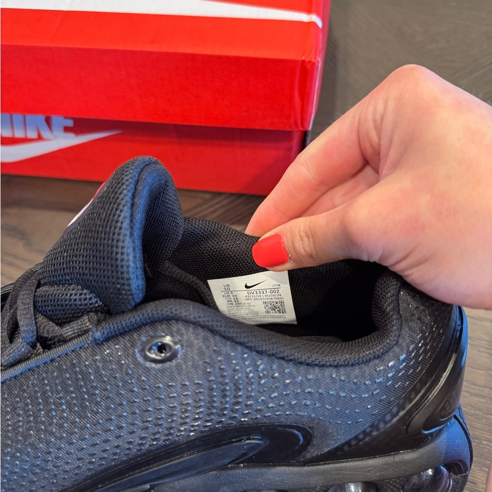 Nike Air Max DN - Picture 4 of 5